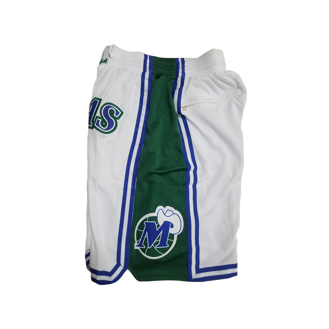 Mavericks Vintage Shorts - White/Green